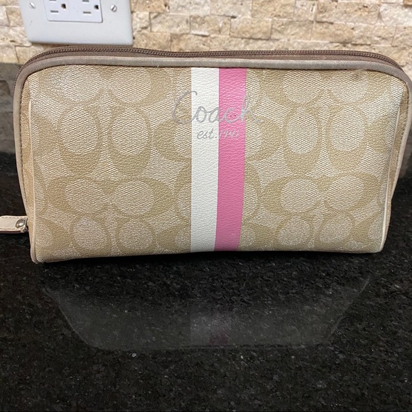 Coach Handbags - Coach Makeup Bag